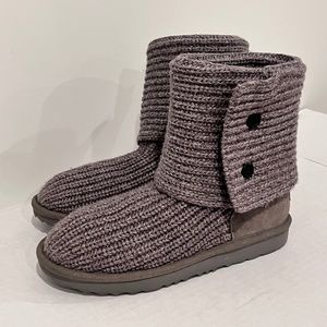 Classic Cardy knit UGG boots